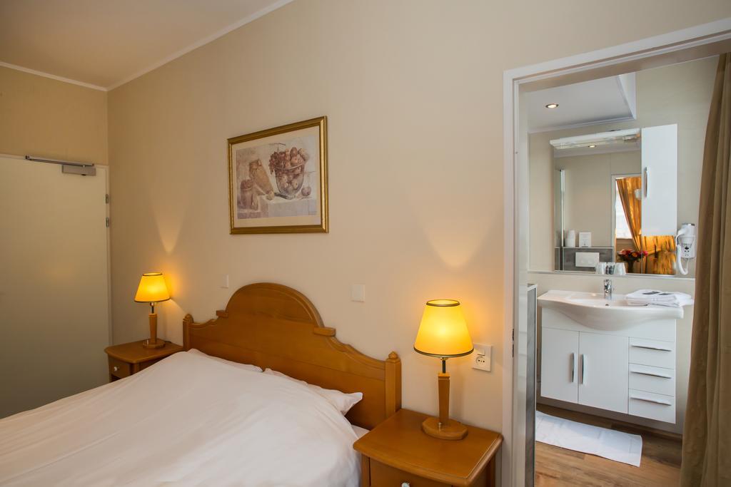 Landhotel De Hoofdige Boer Almen Bagian luar foto