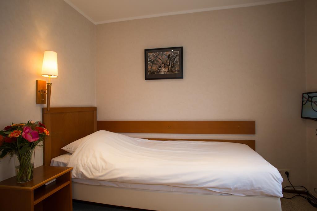 Landhotel De Hoofdige Boer Almen Bagian luar foto